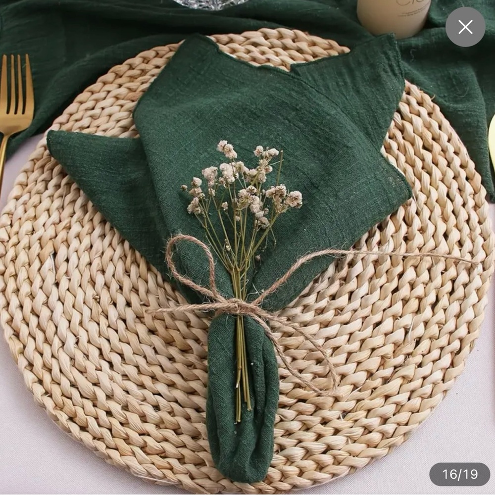 Dark green linen napkins